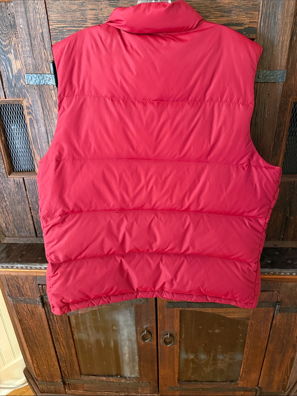 Lands' End Red Quilted Puffer Vest with Contrast Lining - Picture 6 of 8